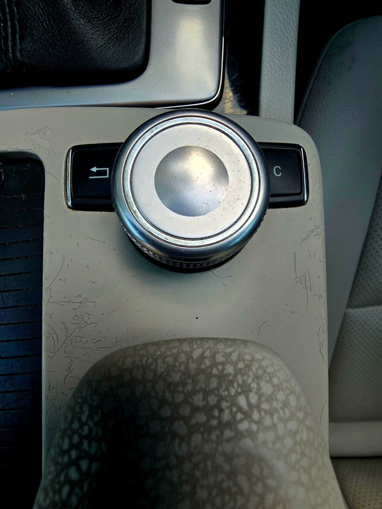 2010 Mercedes-Benz C Class C180 CGI BlueEFFICIENCY Executive LEATHER 90DAYS WARRANTY AUTO SALOON ...