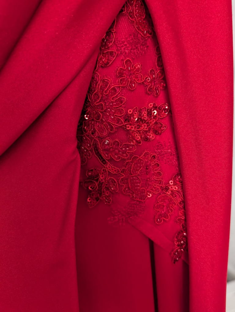 Red long prom dress