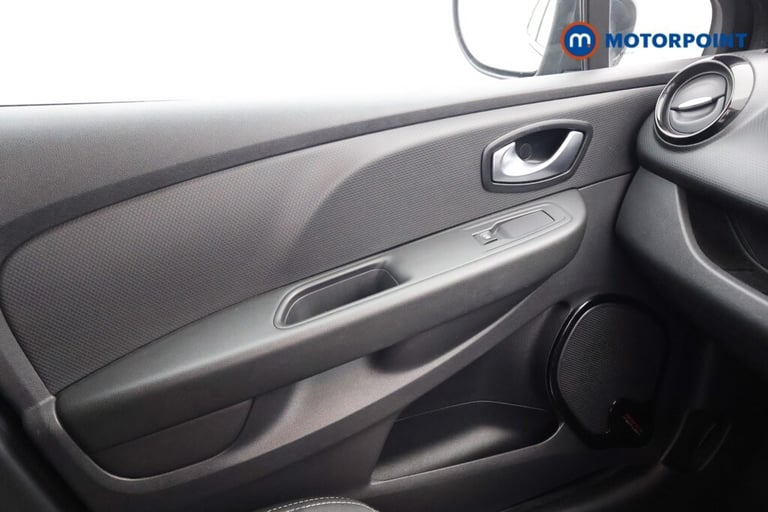 2019 Renault Clio 0.9 TCE 90 Iconic 5dr Hatchback Petrol Manual