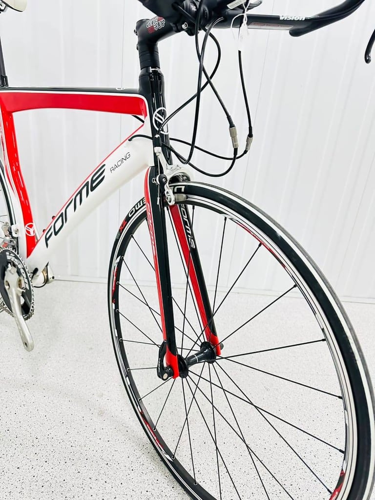 FORME ATT1.0 Time Trail Road Bike Size/M  Virtually New Condition