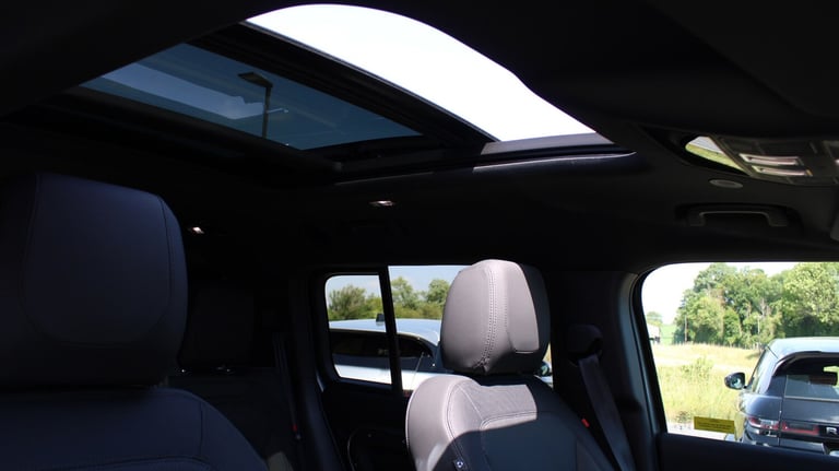 2025 Land Rover Defender Diesel Estate 3.0 D300 Outbound 130 5dr Auto SUV Diesel Automatic