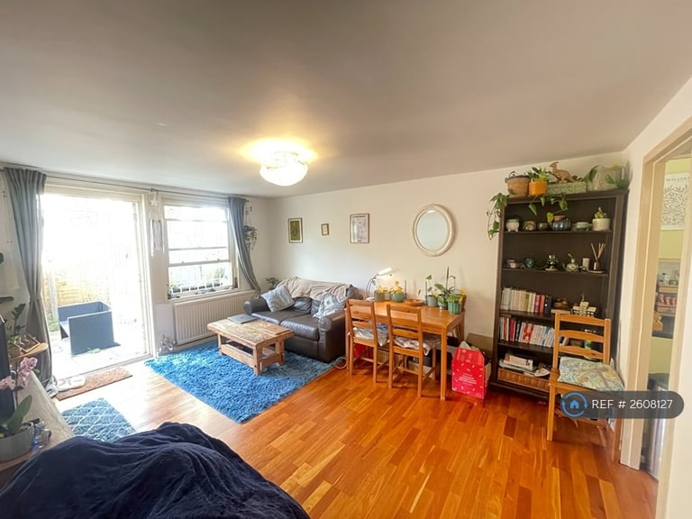 image for 1 bedroom flat in Hullbridge Mews, London, N1 (1 bed) (#2608127)