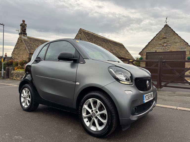 2018 smart fortwo 2018 68 SMART FORTWO 1.0 PASSION EURO 6 COUPE Petrol Manual