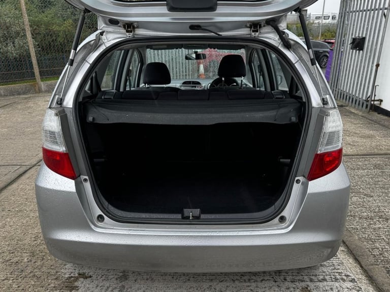 2009 59 HONDA JAZZ 1.4 I-VTEC ES HATCHBACK 5DR PETROL MANUAL EURO 4 (100 PS)