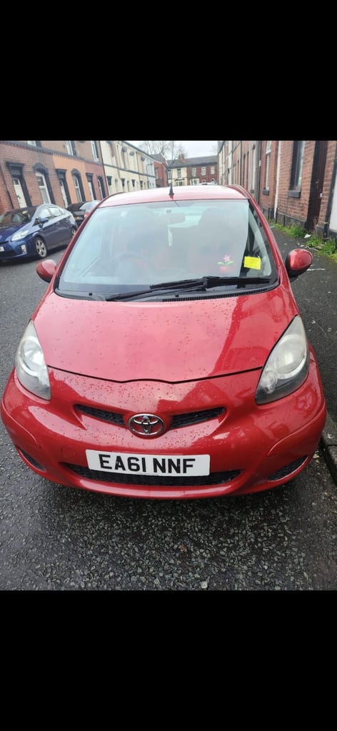 image for Toyota, AYGO, Hatchback, 2011, Manual, 998 (cc), 5 doors