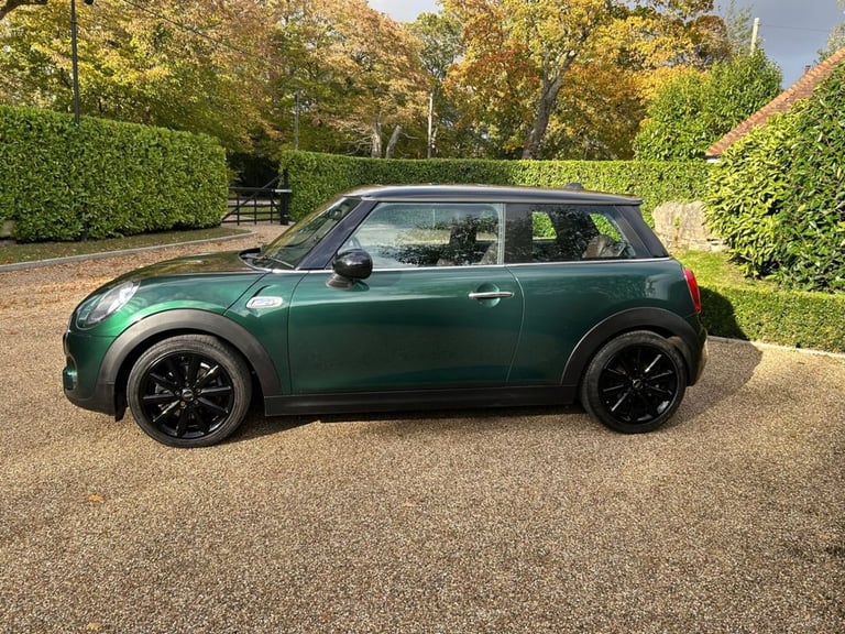 2014 MINI Hatch 2.0 Cooper S Hatchback 3dr Petrol Manual Euro 6 (s/s) (192 ps) Hatchback Petrol M...