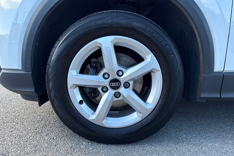 2021 Audi Q2 Technik 30 TFSI  110 PS 6-speed SUV PETROL Manual