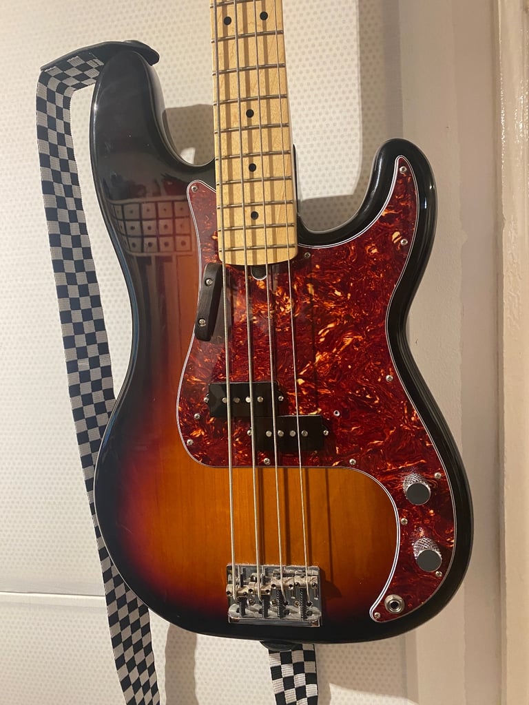 image for Fender Precision Bass, USA, 2020