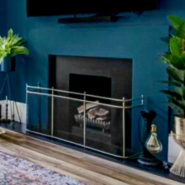image for Vintage-Style Brass & Black Mesh Fireplace Screen / Fire Guard