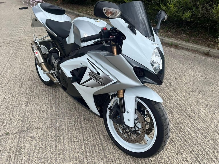 2008 08 SUZUKI GSXR 1000 K8 GSXR1000 SUPER SPORT SILVER  WHITE 19k MILES