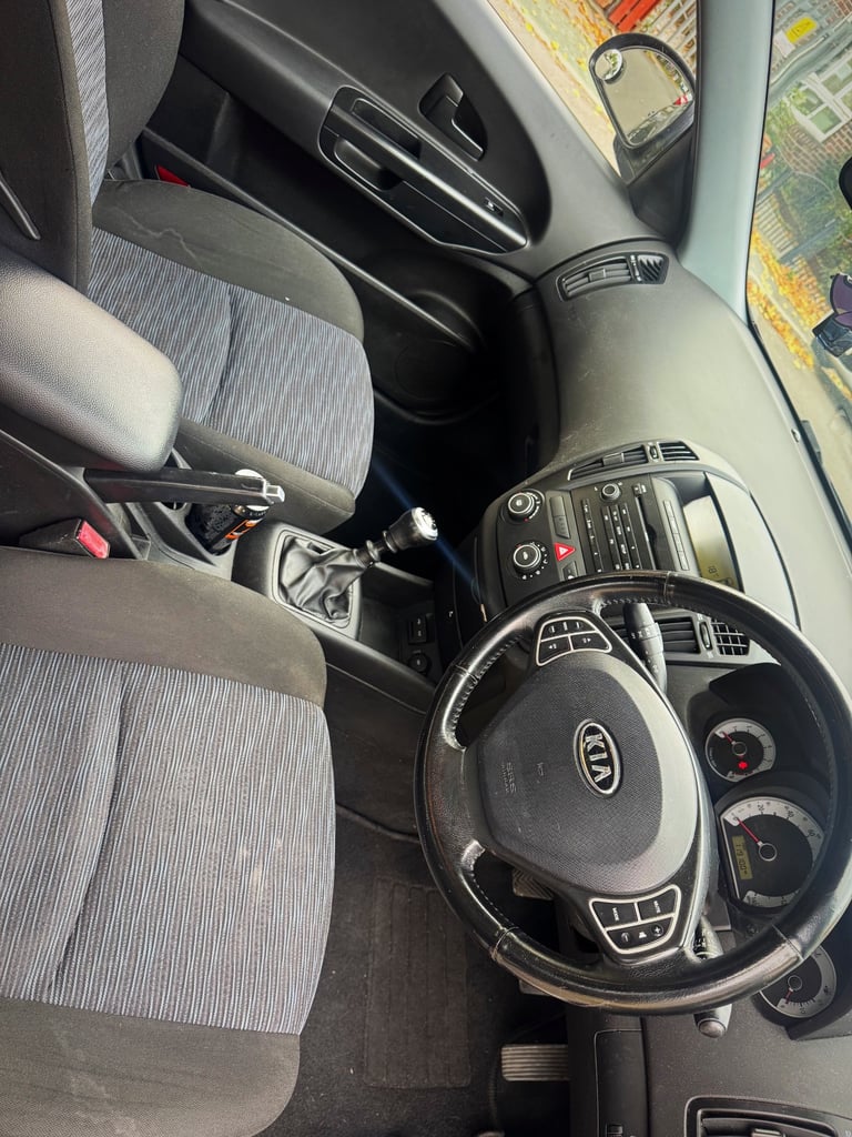 Kia, CEED, Hatchback, 2008, Manual, 1591 (cc), 5 doors