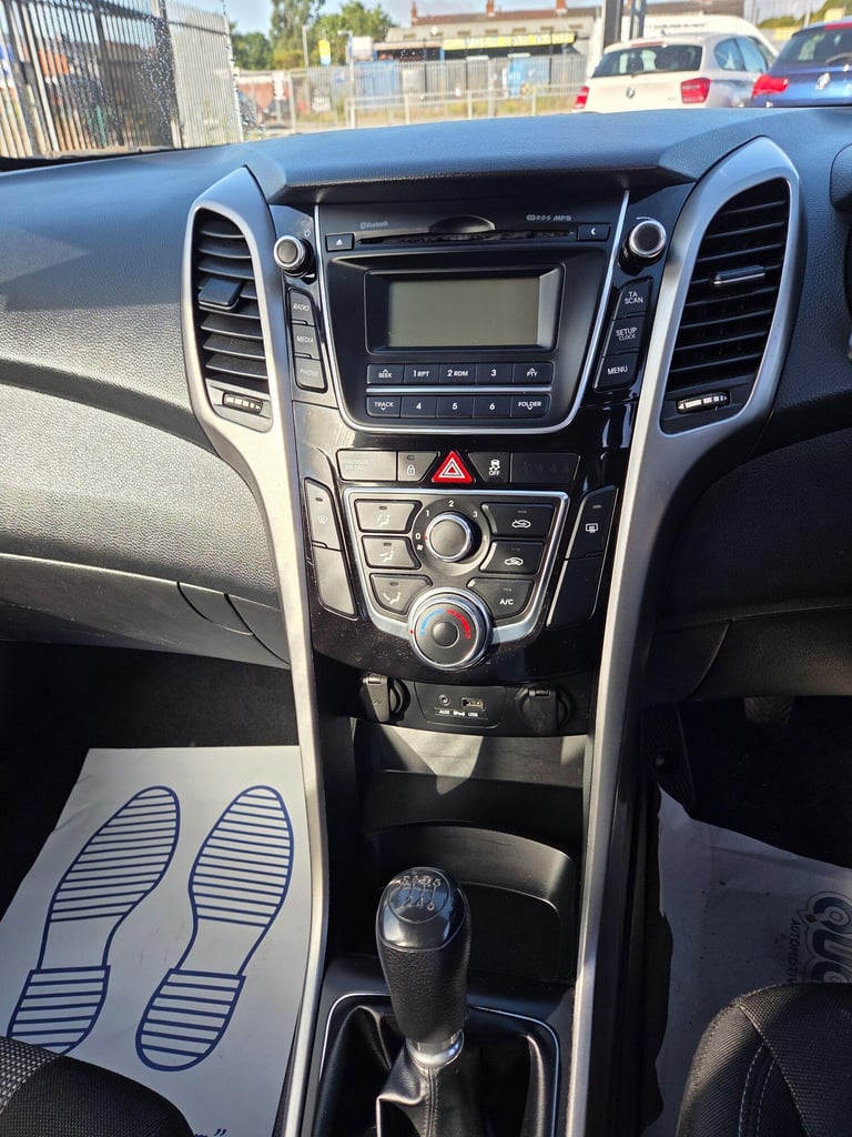 2015 Hyundai i30 1.4 Classic Euro 5 5dr HATCHBACK Petrol Manual