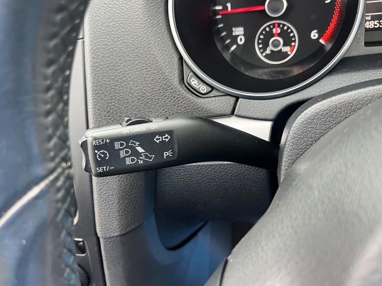 2015 Volkswagen Golf 1.6 TDI BlueMotion Tech SE Cabriolet 2dr Diesel Manual Euro 5 (s/s) (105 ps ...