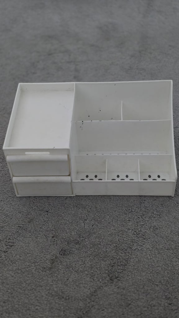 White Plastic Cosmetic Makeup Organizer Box with Drawer