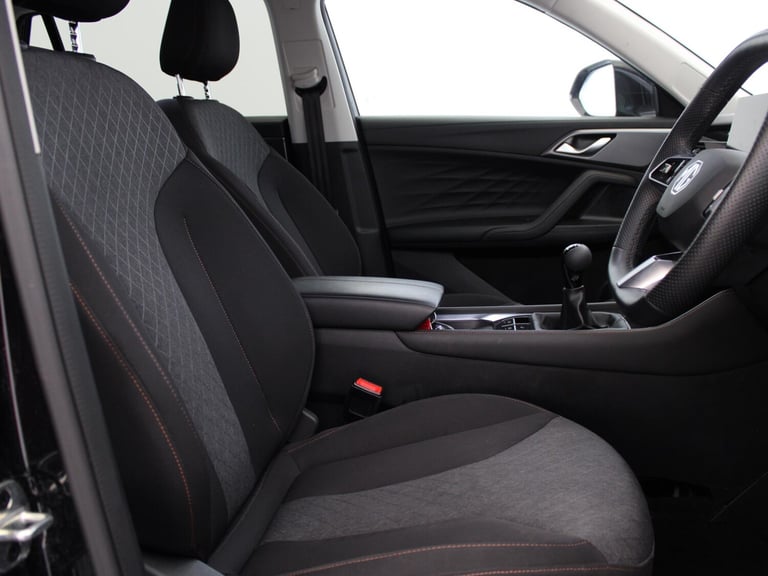 2024 MG MG HS 1.5 T-GDI SE 5dr Crossover/SUV PETROL Manual