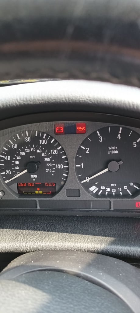 BMW, e36 318i SERIES, Saloon, 1997, Manual, 1796 (cc), 4 doors