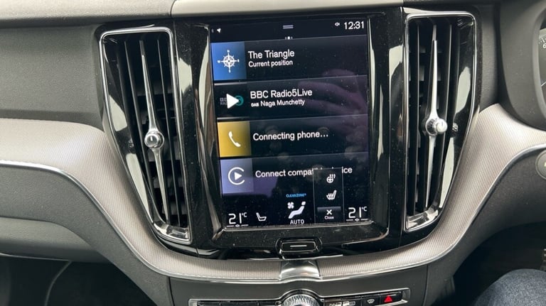 2021 Volvo XC60 R-Design, B5 AWD mild hybrid Estate Petrol Automatic