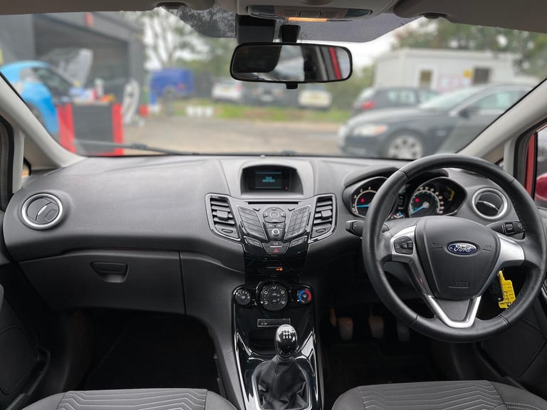 FORD FIESTA 1.0 T EcoBoost Zetec 2015