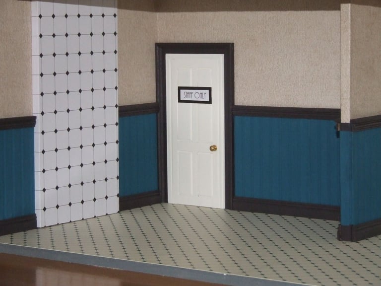 Dolls House Emporium Completed Shop/Cafe Large Suit Collector