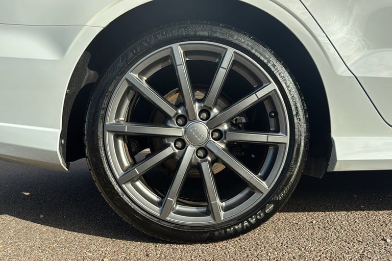  Audi A3 Saloon 1.5 Tfsi Cod Black Edition Saloon 4dr Petrol Manual Euro 6 s/s