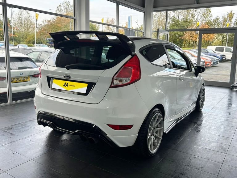2013 Ford Fiesta (MODIFIED!)1.0T EcoBoost Zetec S Hatchback 3dr Petrol Manual Euro 5 (s/s) ( Hatc...