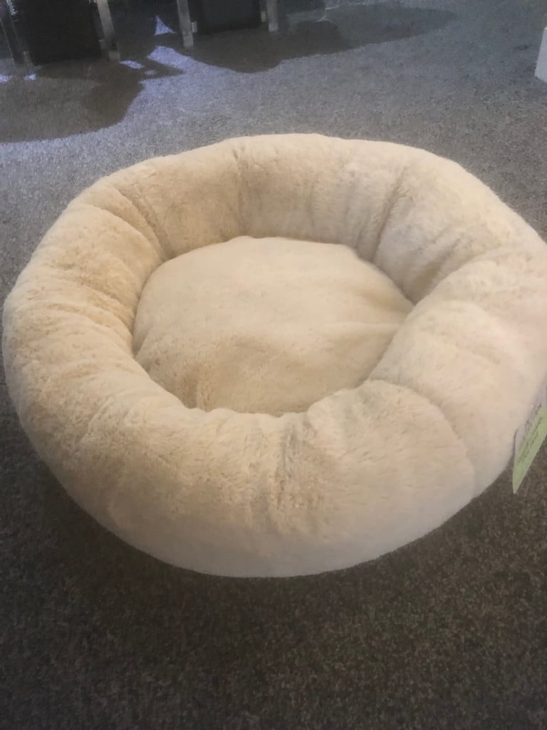 Pet bed
