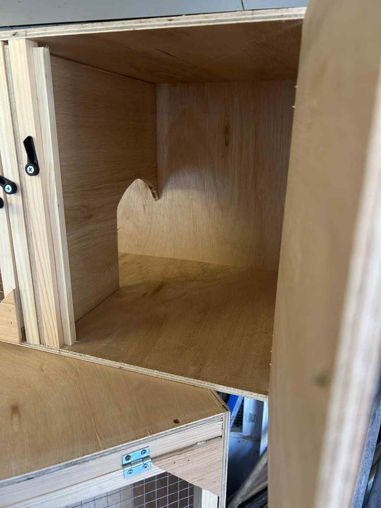 Rabbit hutch 