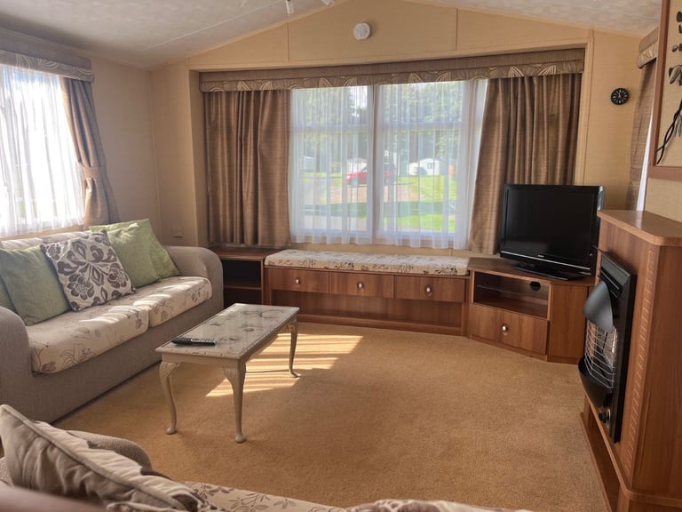 Fantastic Pre-Loved Holiday Home with UPVC Decking 