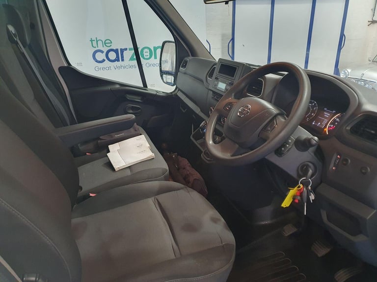 2020 Nissan NV400 2.3 dci 150ps H1 Tekna Platform Cab Diesel Manual