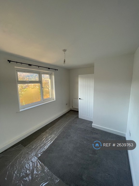 3 bedroom house in Channel View, Risca, Newport, NP11 (3 bed) (#2639763)