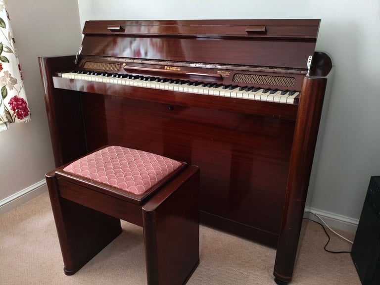 image for Piano and stool