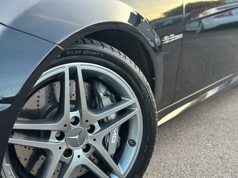 2012 Mercedes-Benz C-Class C63 6.3 V8 AMG Estate 5dr 