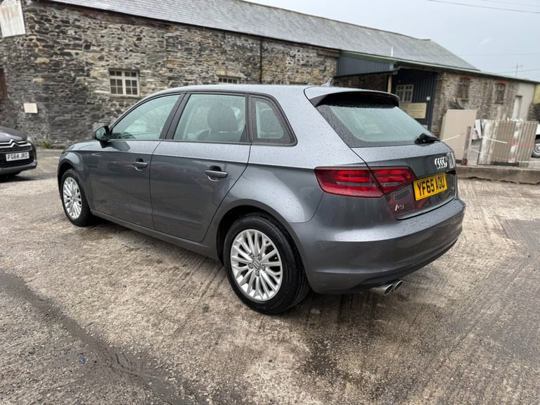 2015 Audi A3 2.0 TDI SE Technik 5dr HATCHBACK Diesel Manual