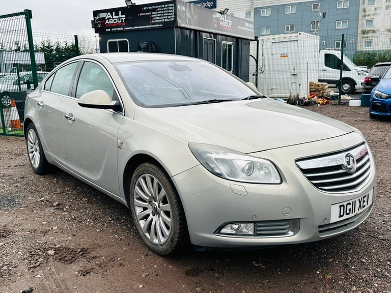 2011 Vauxhall Insignia 2.0T 16V Elite Nav 5dr HATCHBACK Petrol Manual