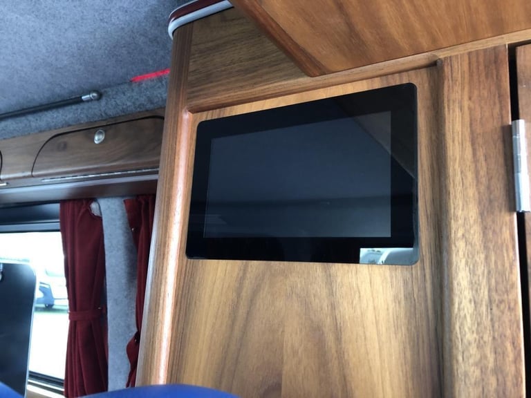 2017 VOLKSWAGEN TRANSPORTER T28 CAMPERVAN CONVERSION
