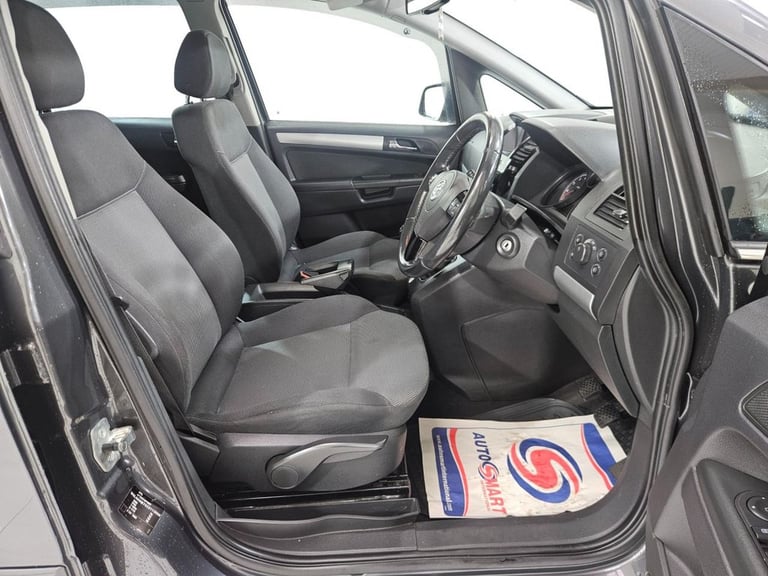 2012 12 VAUXHALL ZAFIRA 1.6 16V DESIGN MPV 5DR PETROL MANUAL EURO 5 (SNAV) (115 