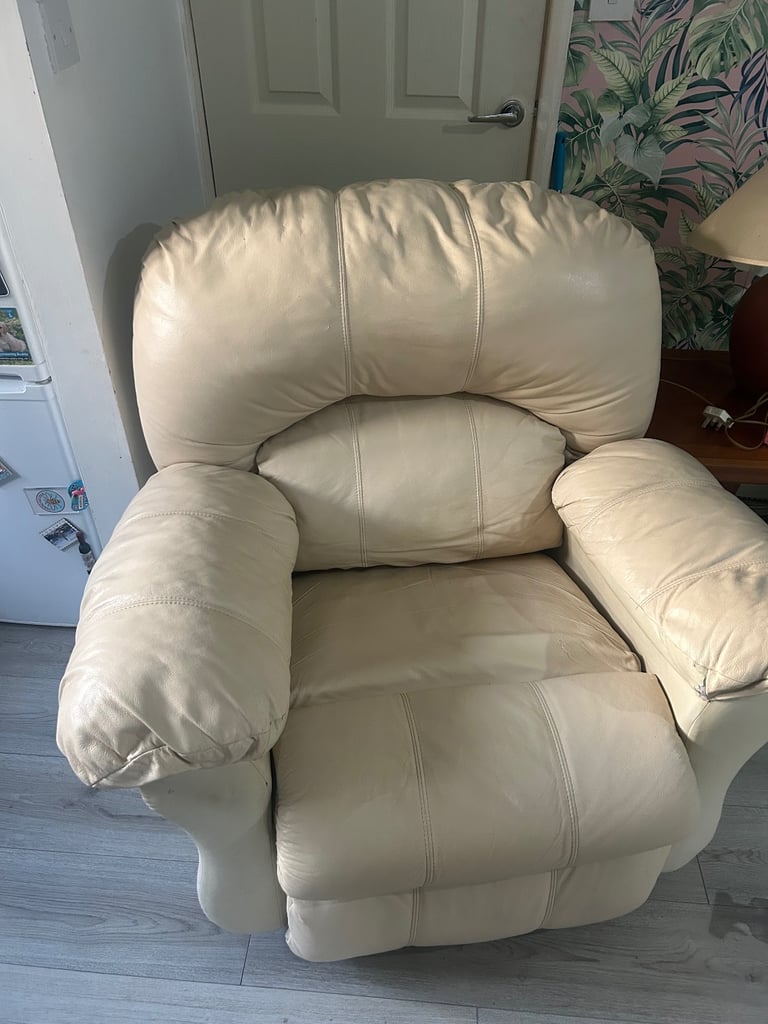 image for Parker Knoll recliner 