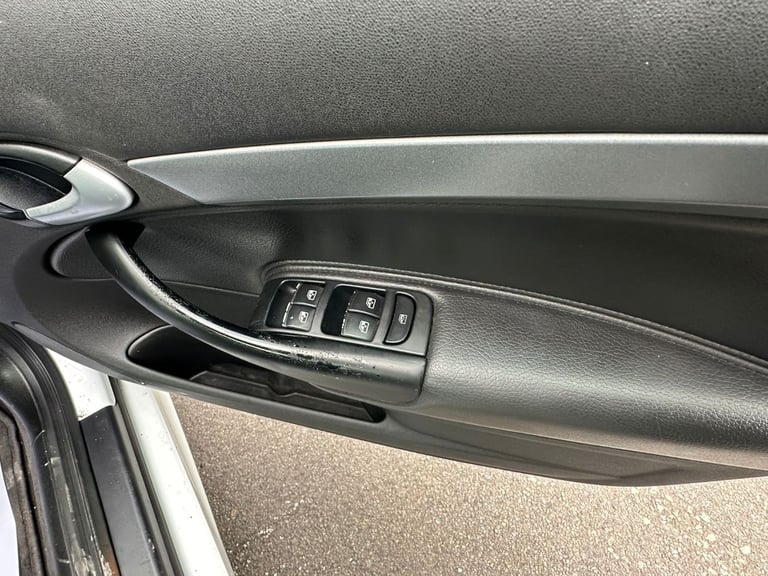 Saab 9-3 Turbo Edition TTID 1.9L Diesel Automatic!