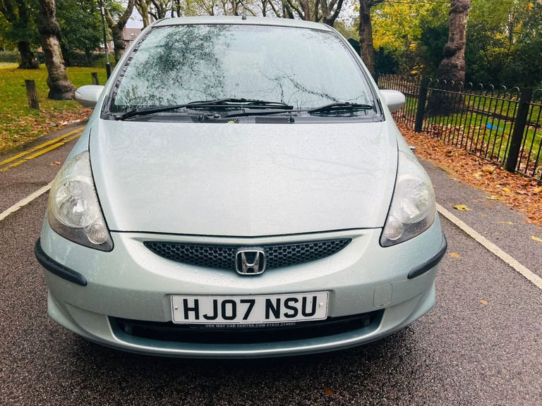 HONDA JAZZ YEAR 2007, FULLY AUTOMATIC 1.4, LOW MILEAGE, GOOD CONDITION, LADY OWNER