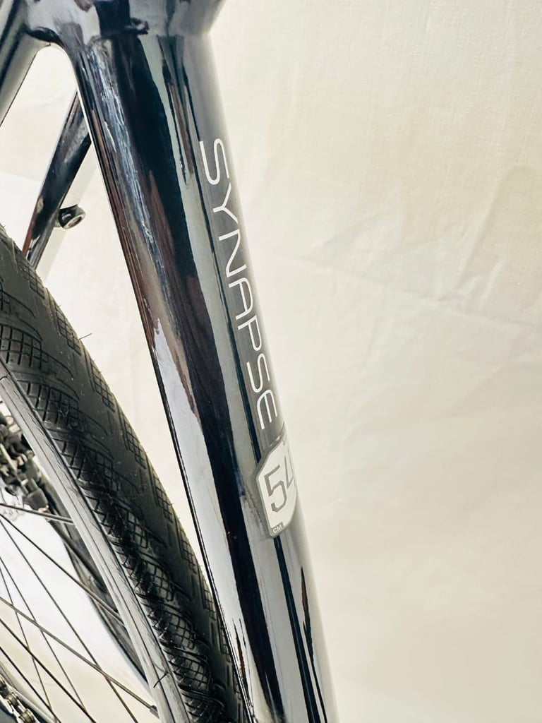 Virtually New CANNONDALE SYNAPSE Size/54 cm Road Bike MINT