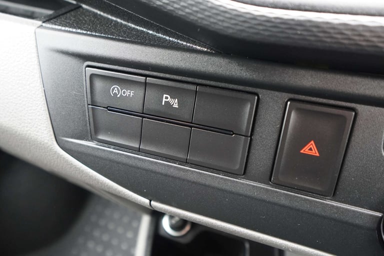 2021 Volkswagen Transporter 2.0 Transporter T28 HighLine TDI SWB Panel Van Diesel Manual