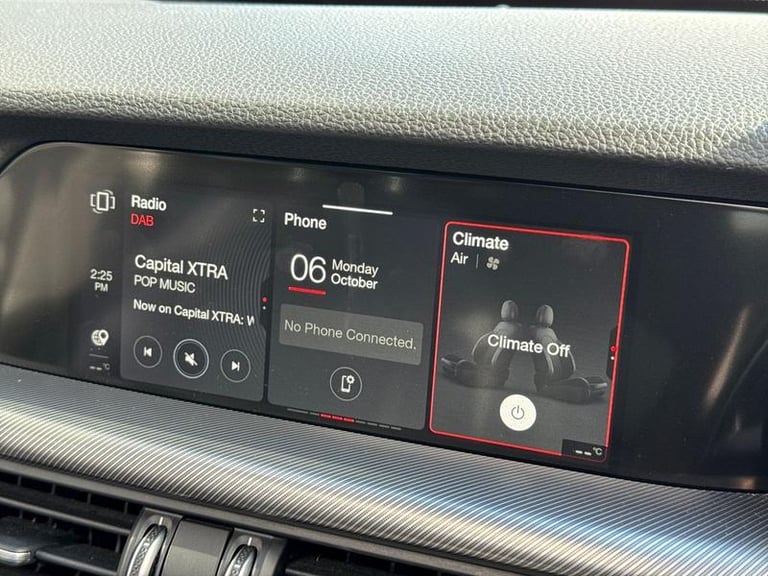 2022 Alfa Romeo Stelvio 2.0 Turbo 280 Veloce 5dr Auto ESTATE PETROL Manual