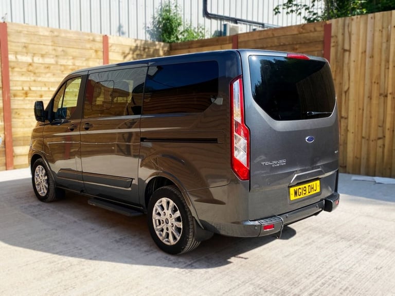 2019 Ford Tourneo Custom 2.0 TDCi EcoBlue 130ps L/R 9 Seater Titanium Auto MPV DIESEL Automatic