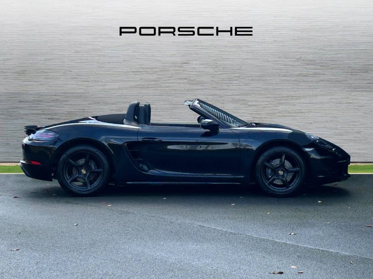 2017 Porsche Boxster 2.0 2dr CONVERTIBLE PETROL Manual