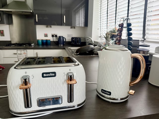 Breville Kettle And Toaster Rose Gold Breville White And Rose Gold