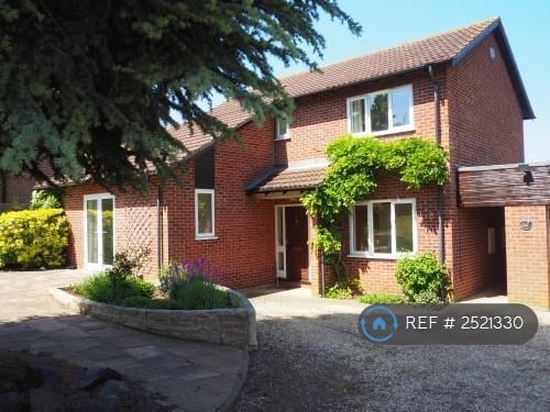 4 bedroom house in Martins Way, Peterborough, PE2 (4 bed) (#2521330)