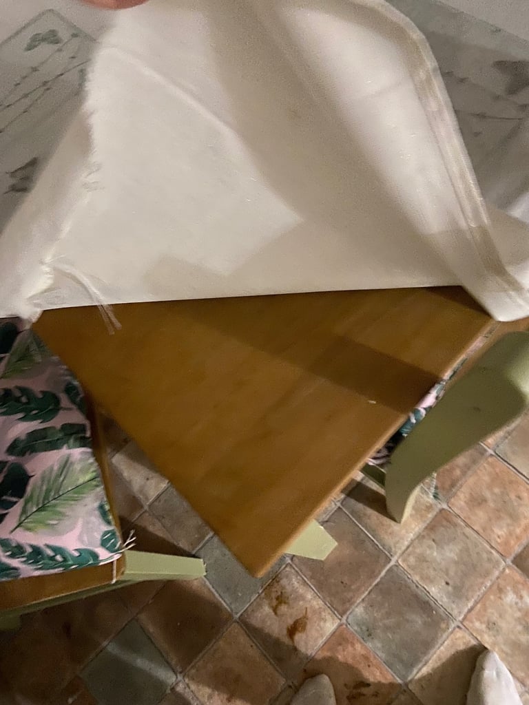 Dining table 4 chairs 