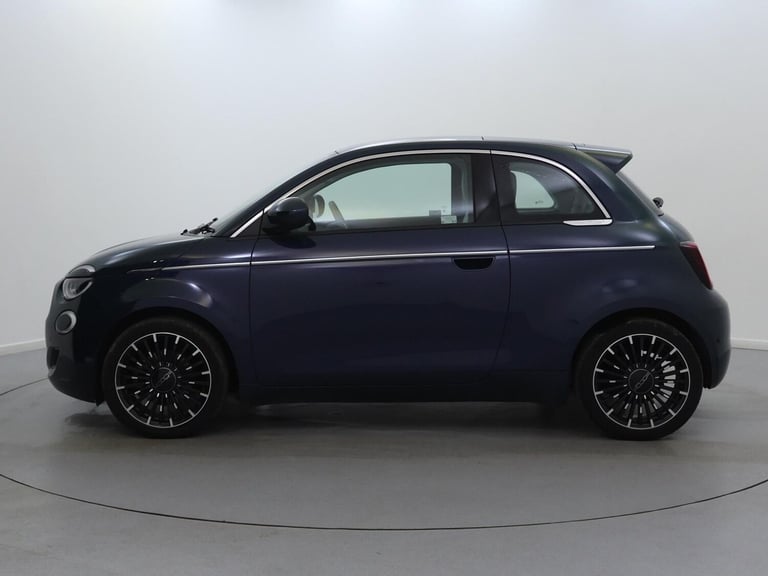 2022 Fiat 500 87kW La Prima 42kWh 3dr Auto Hatchback ELECTRIC Automatic