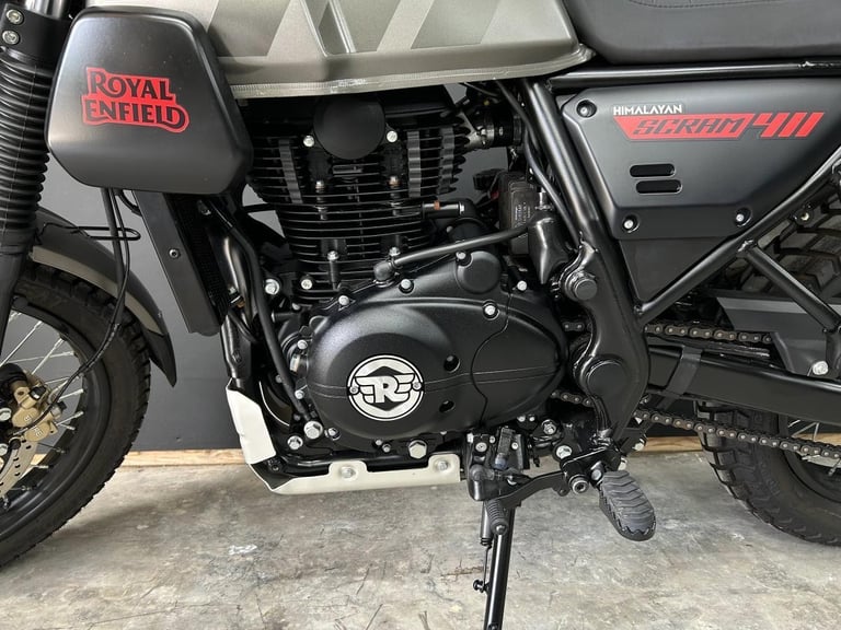 2023 23-PLATE ROYAL ENFIELD SCRAM 411 ** JUST 351 MILES FROM NEW **