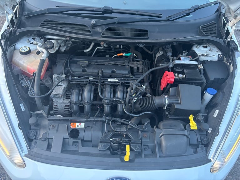 2015 Ford Fiesta 1.25 82 Zetec 5dr HATCHBACK Petrol Manual